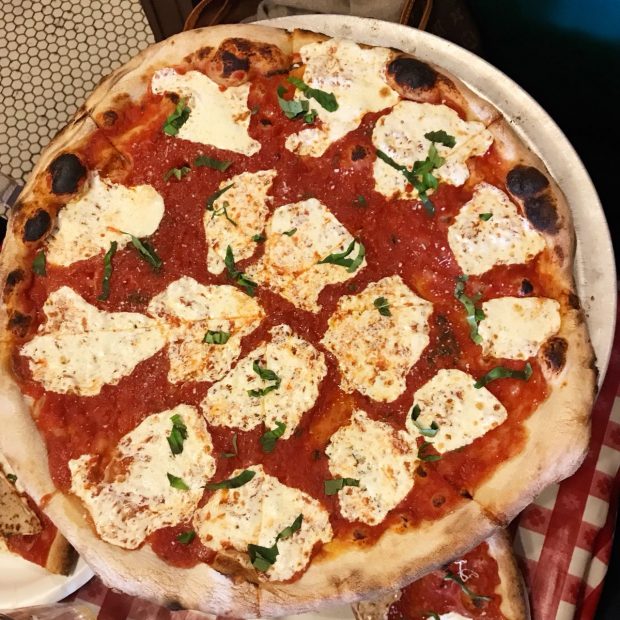 Lombardis Pizzaria em NYC - Giuli Castro